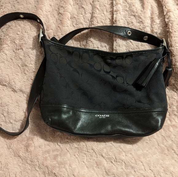 Coach Handbag - Picture 1 of 4